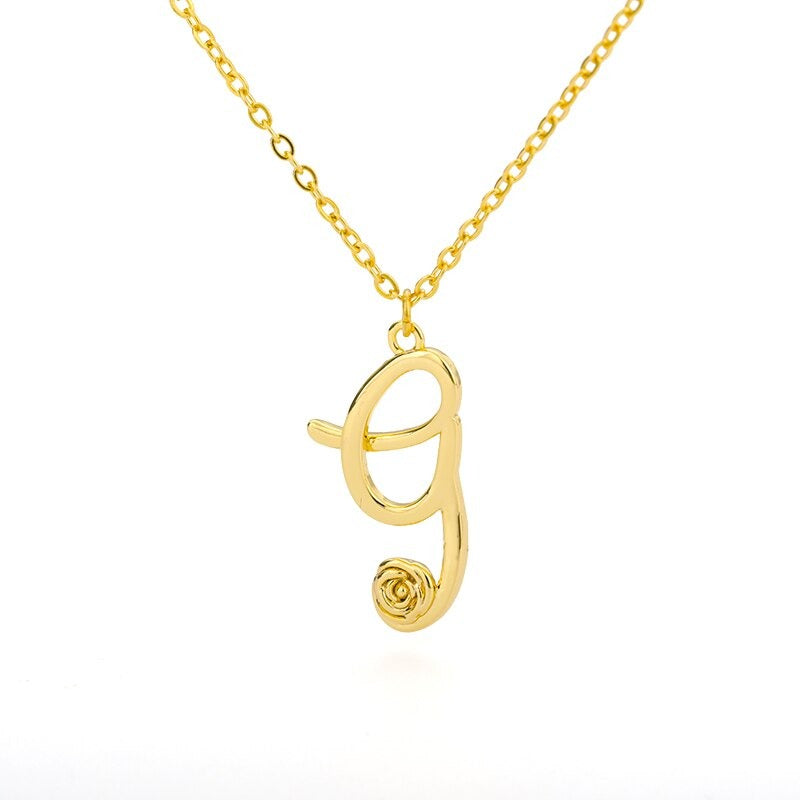 Personalisierte Halsketten mit Anhänger im Rosenblütenstil mit Anfangsbuchstaben A-Z