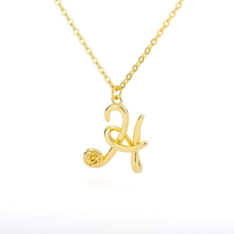 Personalisierte Halsketten mit Anhänger im Rosenblütenstil mit Anfangsbuchstaben A-Z