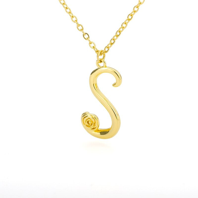 Personalisierte Halsketten mit Anhänger im Rosenblütenstil mit Anfangsbuchstaben A-Z