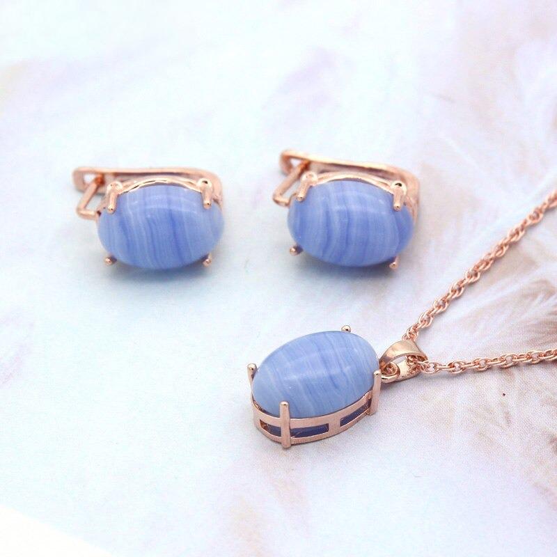 Edles Set aus Halskette und Ohrringen mit Strasssteinen