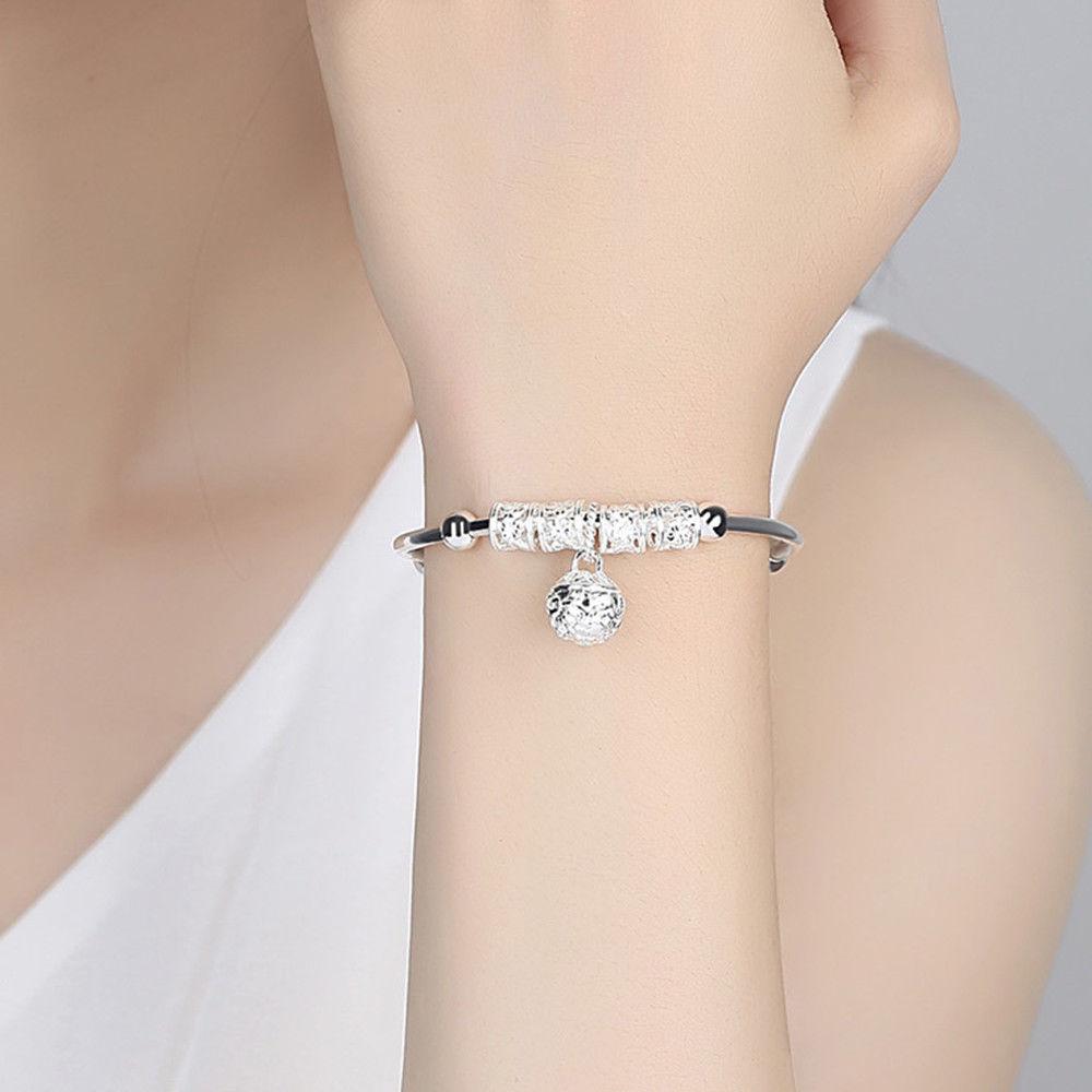 Edler Armreif mit Blumen-Kugel-Charme aus Sterlingsilber, Schmuck