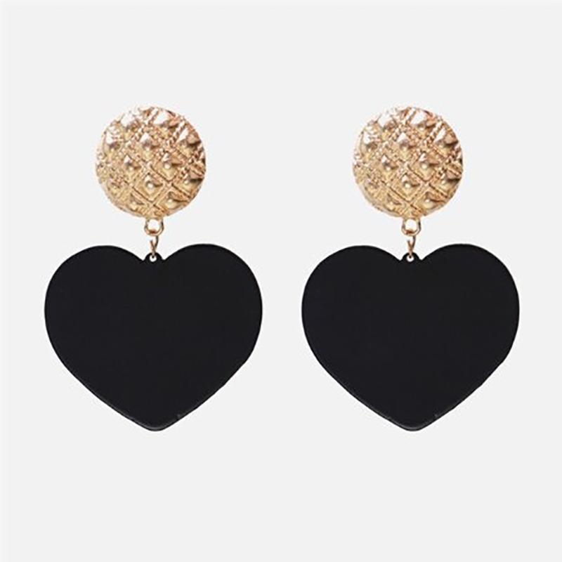 Kollektion schwarzer Statement-Ohrringe im Punk-Stil