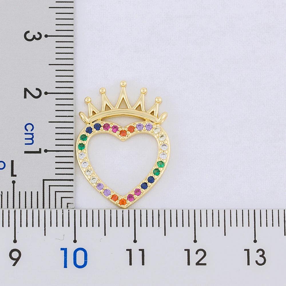 Halskette mit Herzkönigin-Anhänger und Strasssteinen