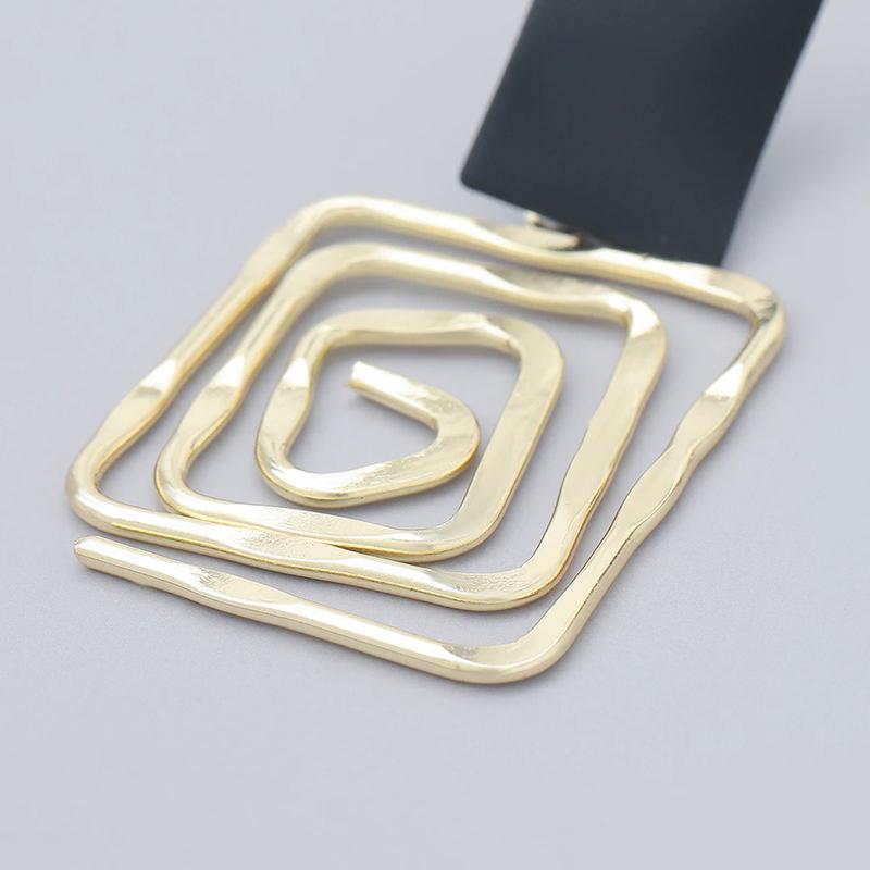 Geometrische Ohrringe im Retro-Chic-Stil