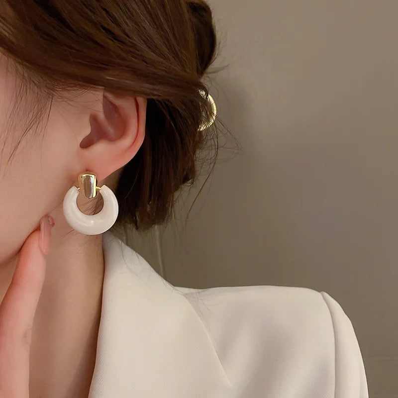 Retro Einfache Geometrische Kreis Ohrstecker Frauen Luxus Qualität Schmuck Piercing Ohr Zubehör für Frauen Ohrringe Trend Neue