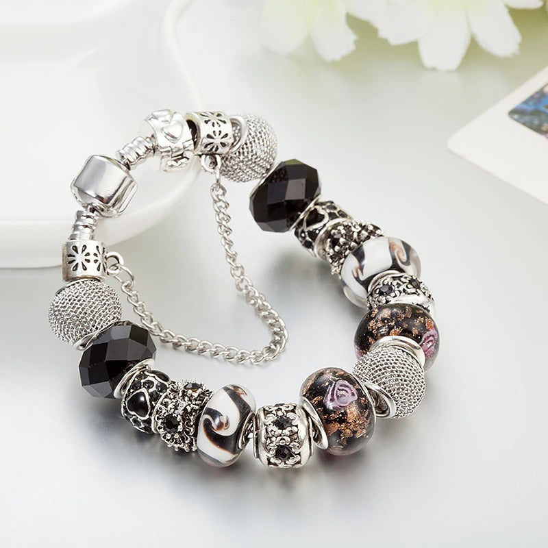 Strass verzierte modische Herz-Charm-Perlen-Armbänder in verschiedenen Stilen