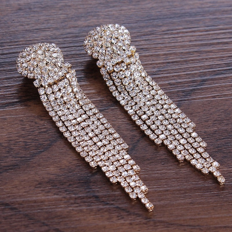 Strassbesetztes Brautmode-Krone mit Quasten-Ohrring-Schmuckset