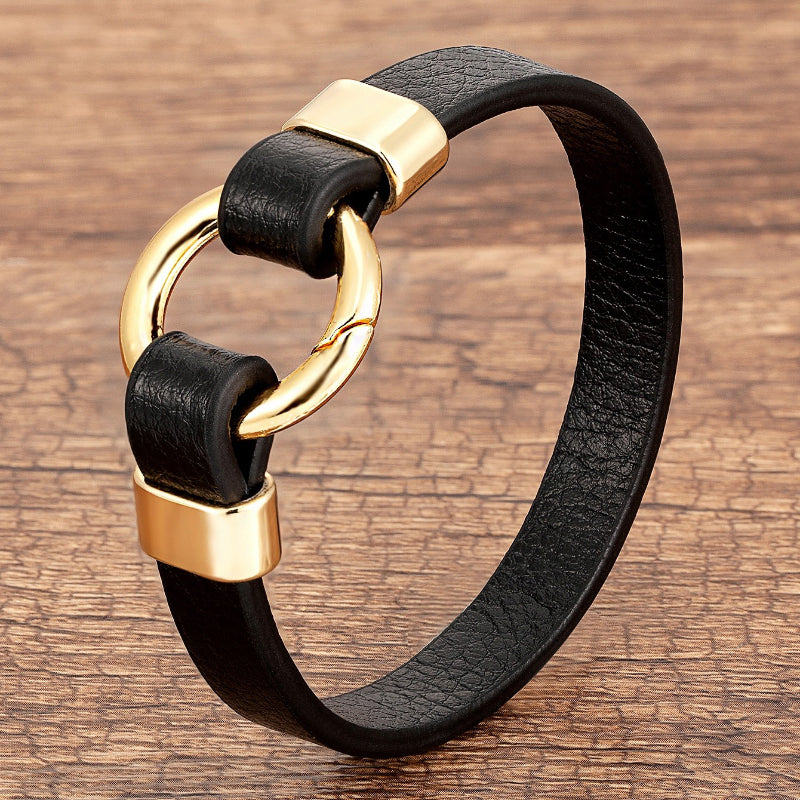Rock Out – Armbänder aus veganem Leder mit rundem Metallanhänger