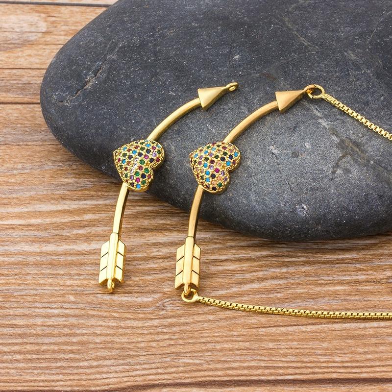 Romantische Halskette mit Amors Pfeil und Herz-Anhänger