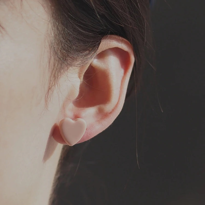 Romantische kleine Valentinstag-Liebesherz-Ohrring-Kollektion
