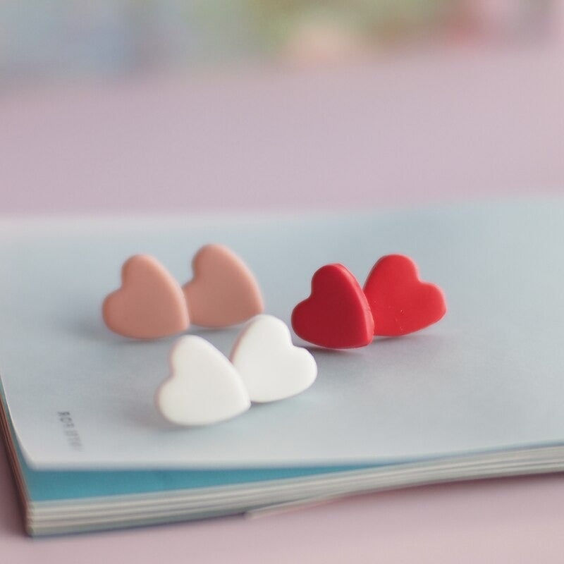 Romantische kleine Valentinstag-Liebesherz-Ohrring-Kollektion
