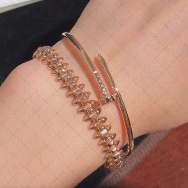 Advanced Rotating Rivet Armband