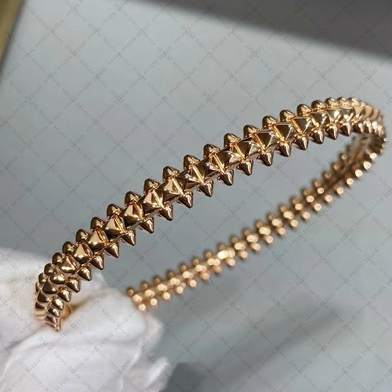 Advanced Rotating Rivet Armband