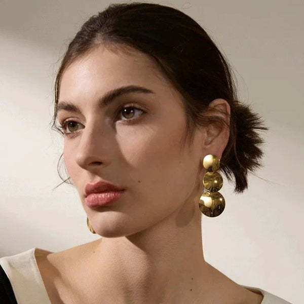 Ohrring mit Kreis-Anhänger