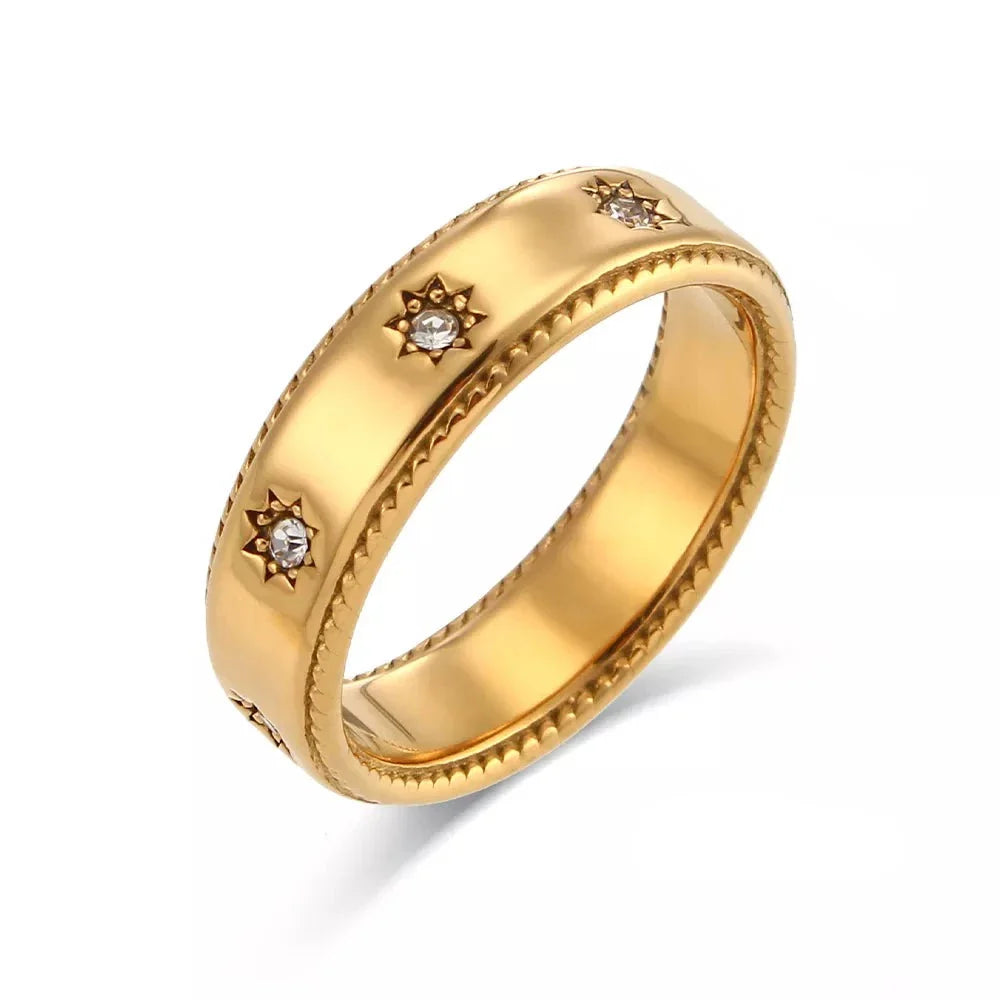 Ring mit Kristallsternen