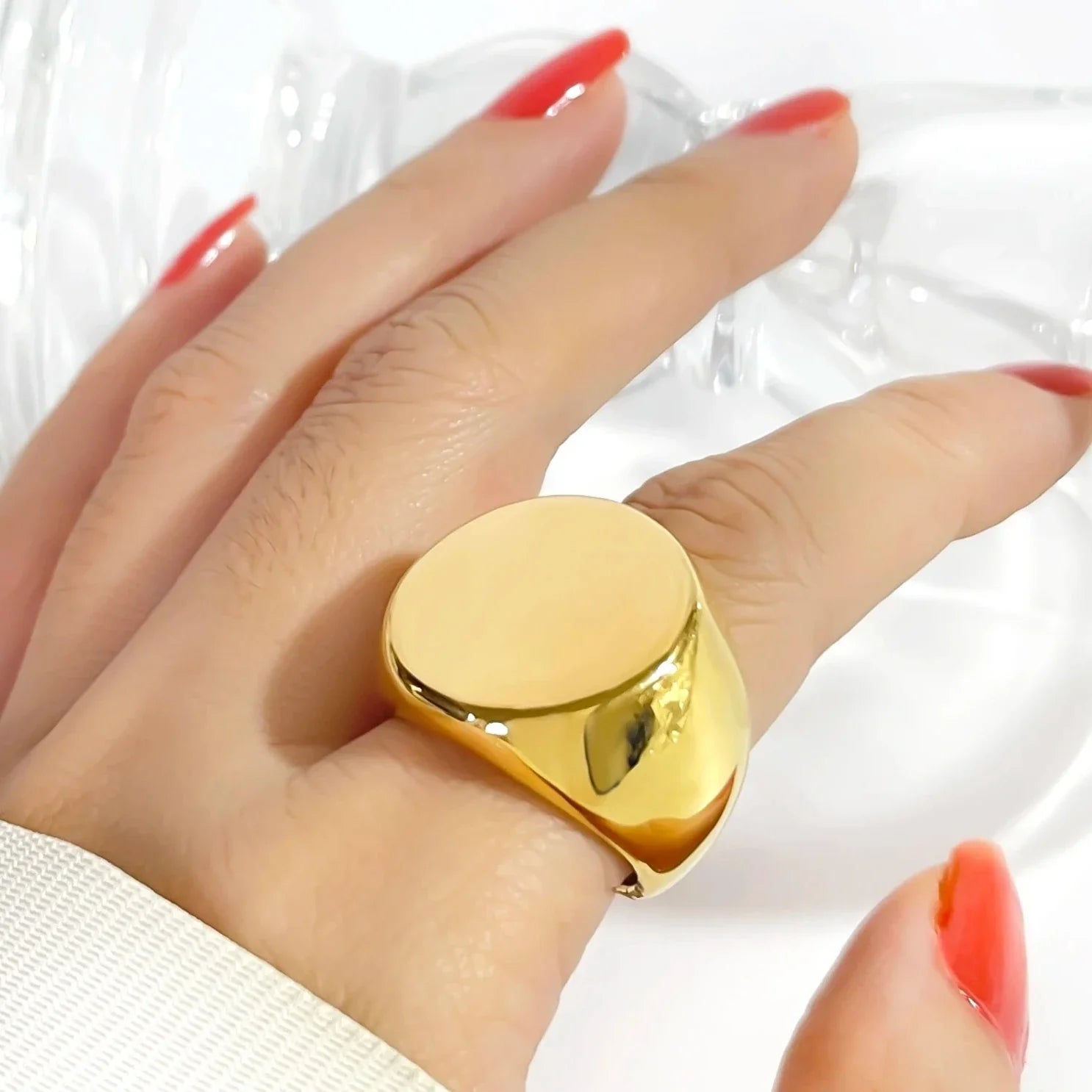 Runder Siegelring aus Gold