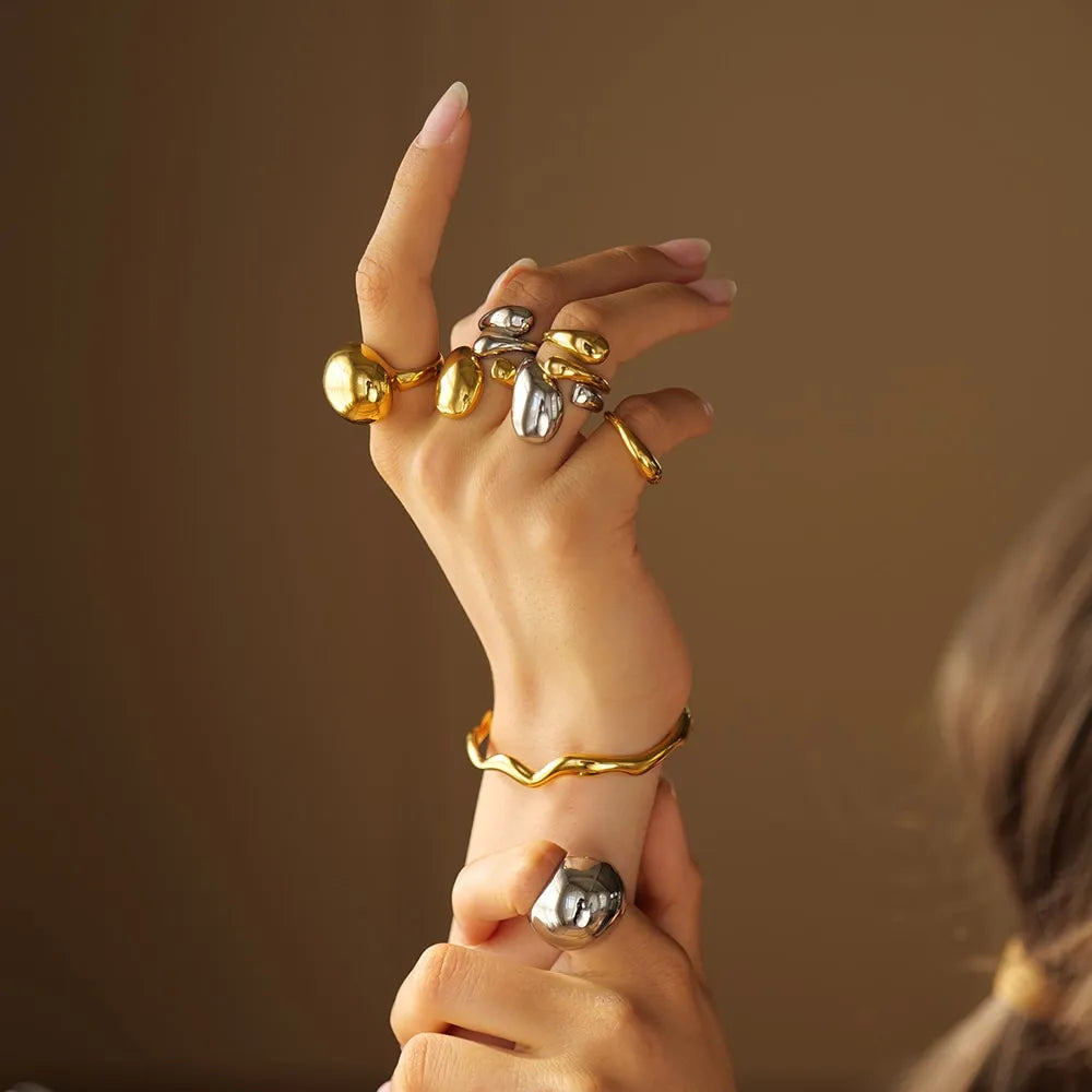 Klobiger offener Ring