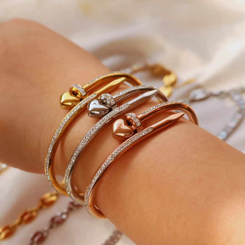 Armreif mit Herz-Kristall