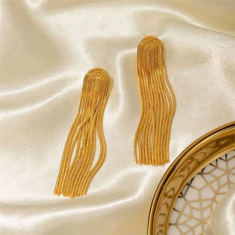 Ohrringe mit Fransen