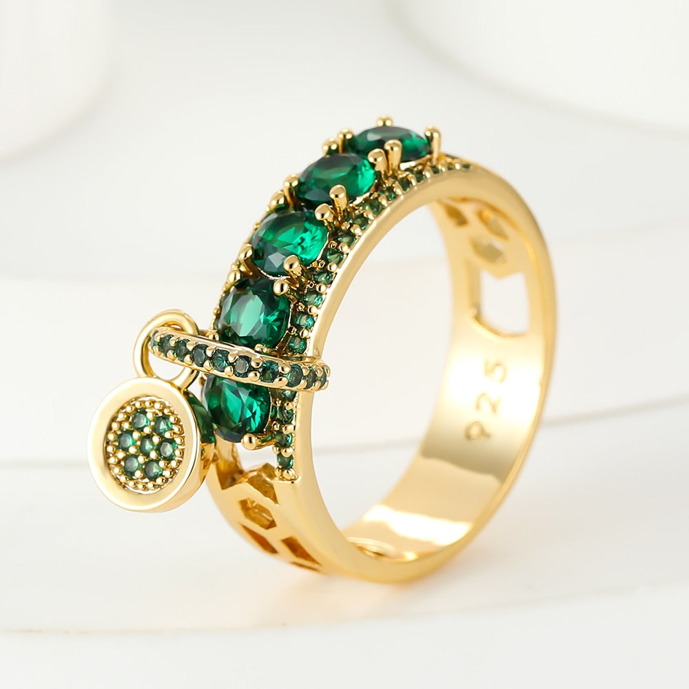 Königlicher Charm-Ring