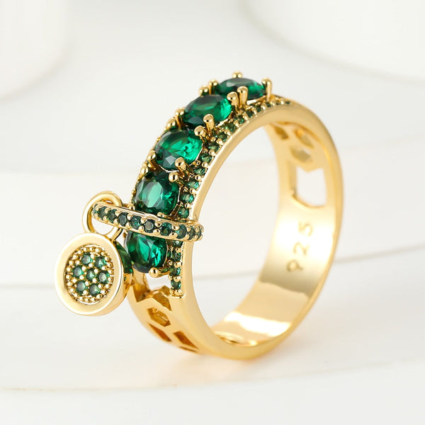 Königlicher Charm-Ring