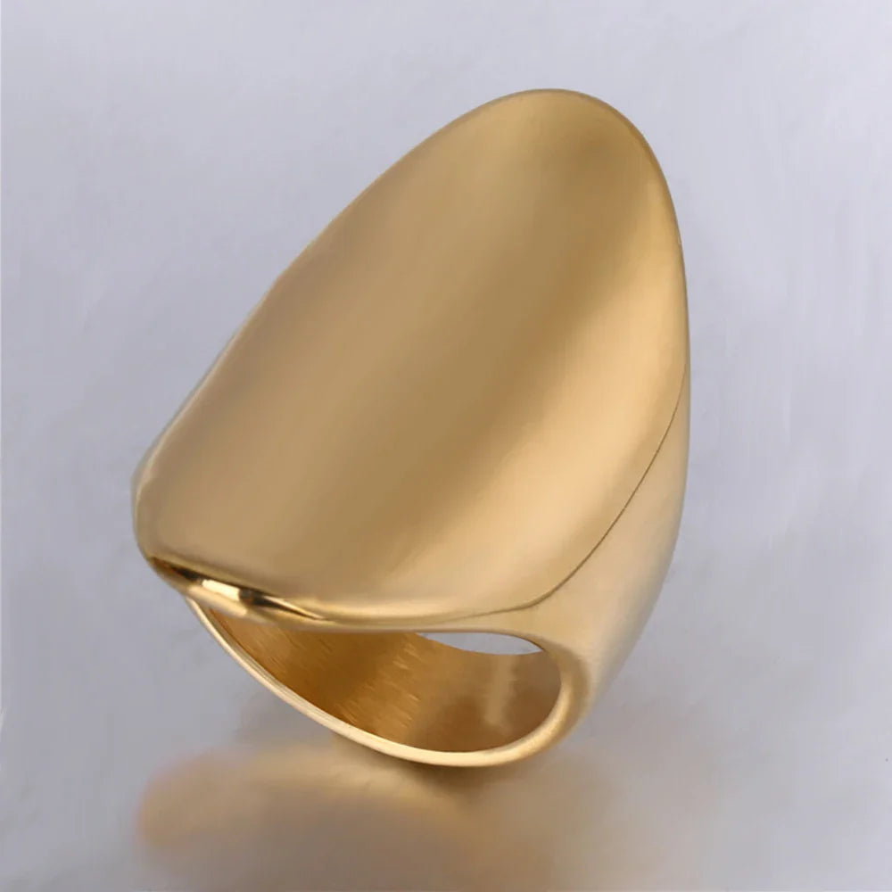 Fingerknöchelring aus geschmolzenem Gold