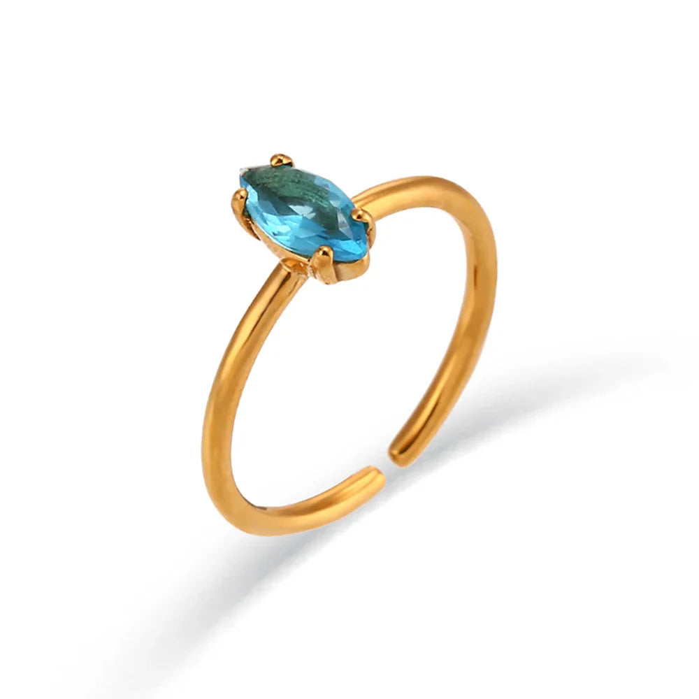 Glänzender ovaler Zirkonring