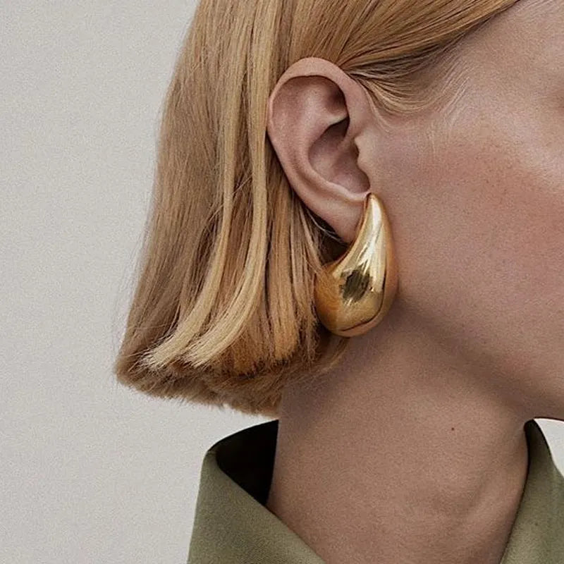 Große Tropfenohrringe