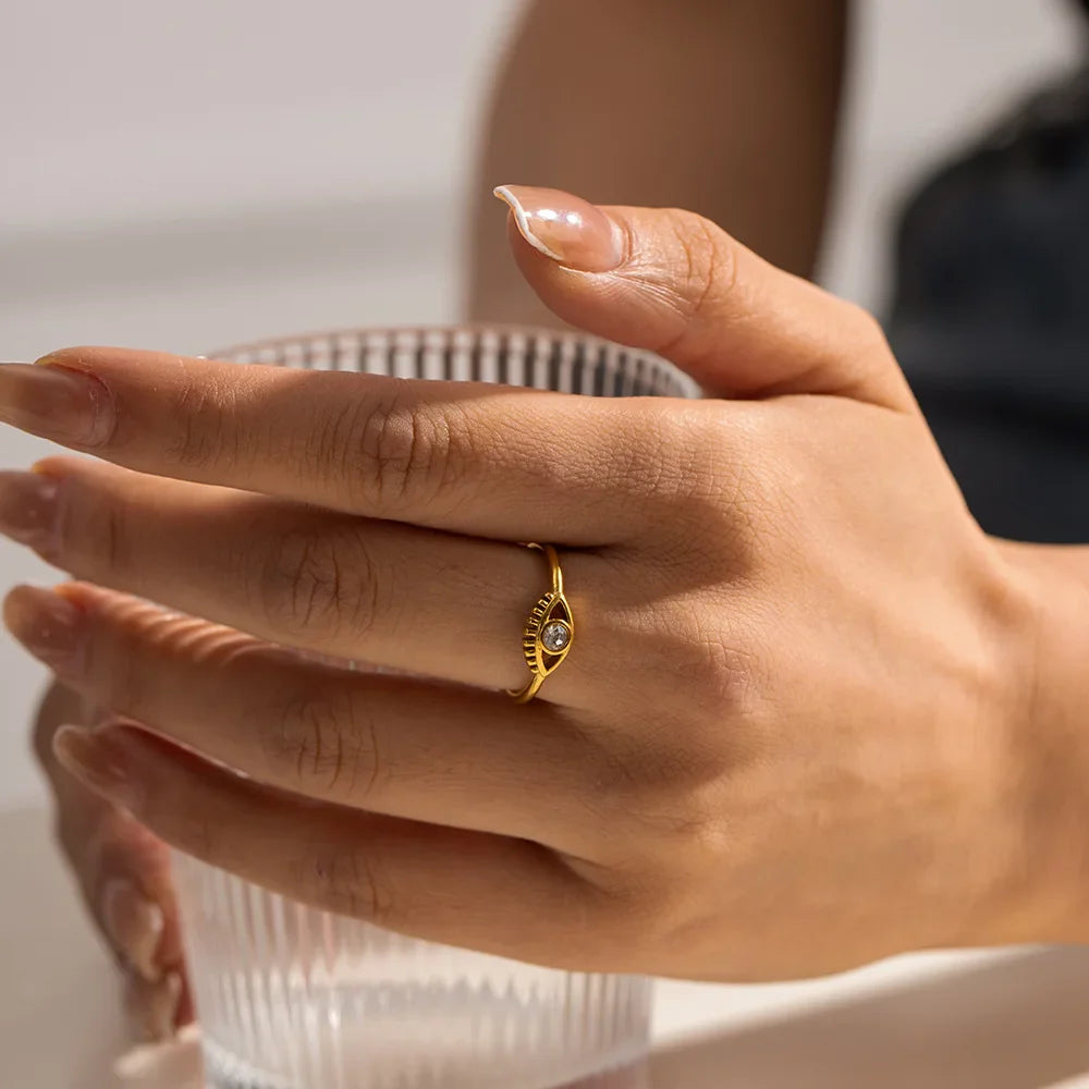 Ring mit bösem Blick