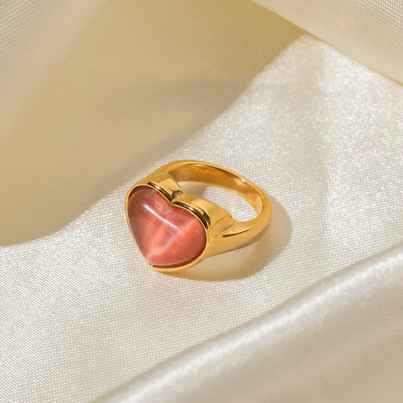 Ring mit rosa Herzstein