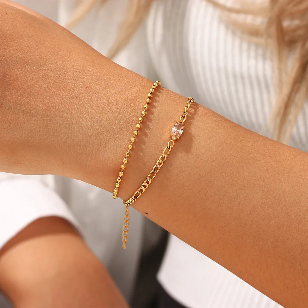 Doppellagiges Kettenarmband mit Zirkonia