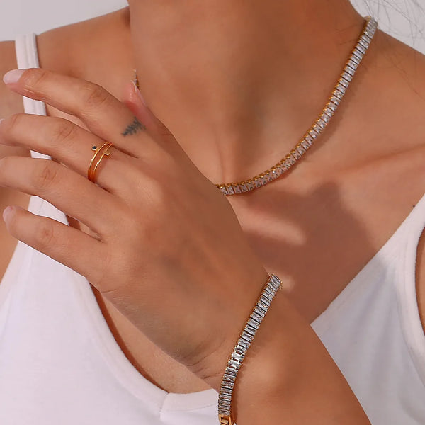 Quadratisches Kristallkettenarmband