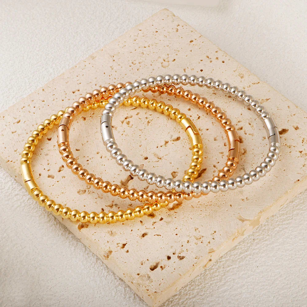 Armreif mit runden Perlen