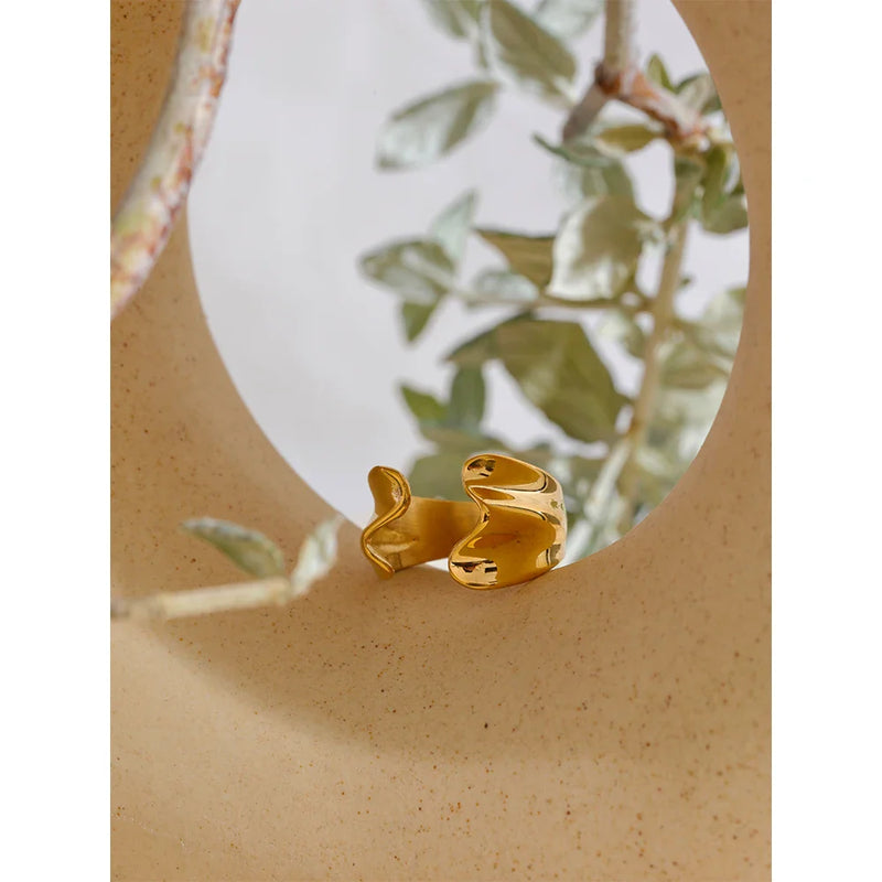 Goldener Rüschenring