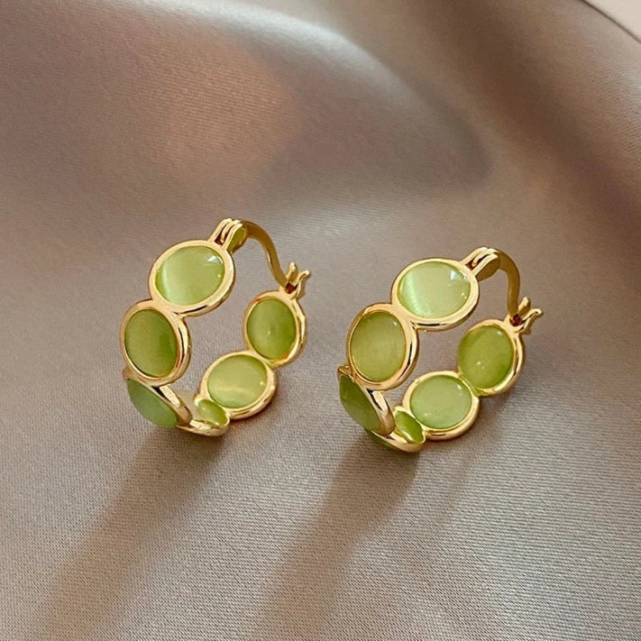 Creolen mit goldenen Opalen