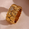 Ring mit Herz-Sequenz