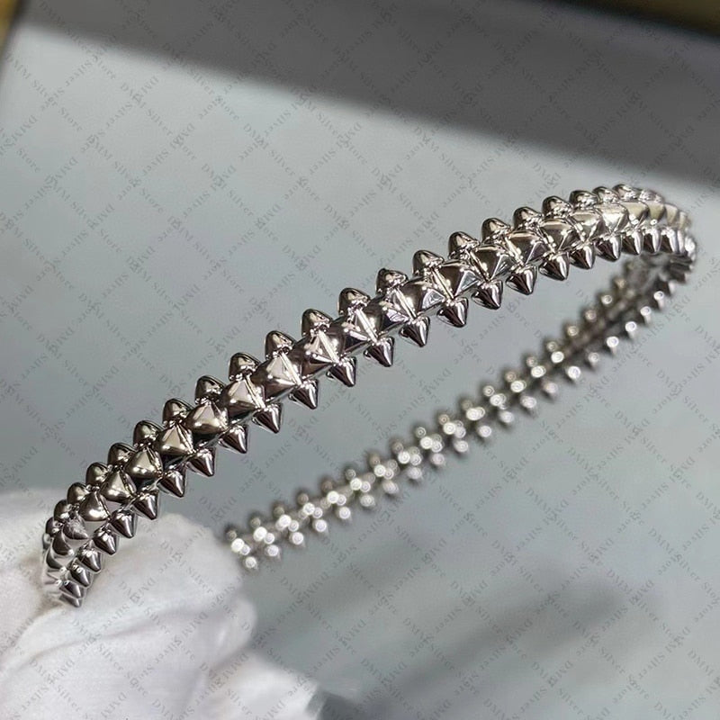 Advanced Rotating Rivet Armband