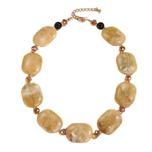 Halskette aus Makramee