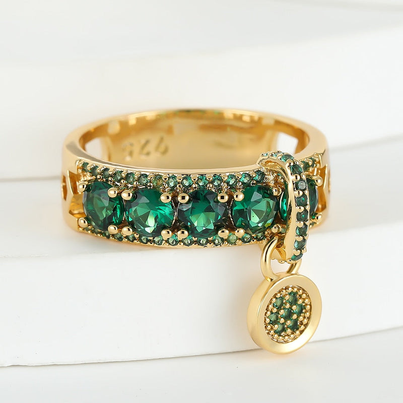 Königlicher Charm-Ring