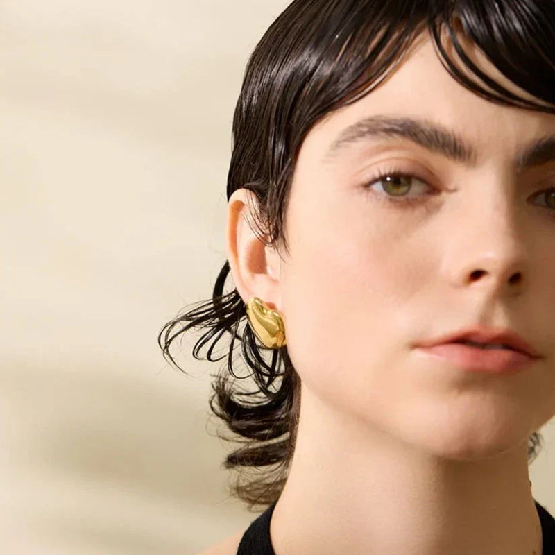 Ohrstecker mit großem Herz