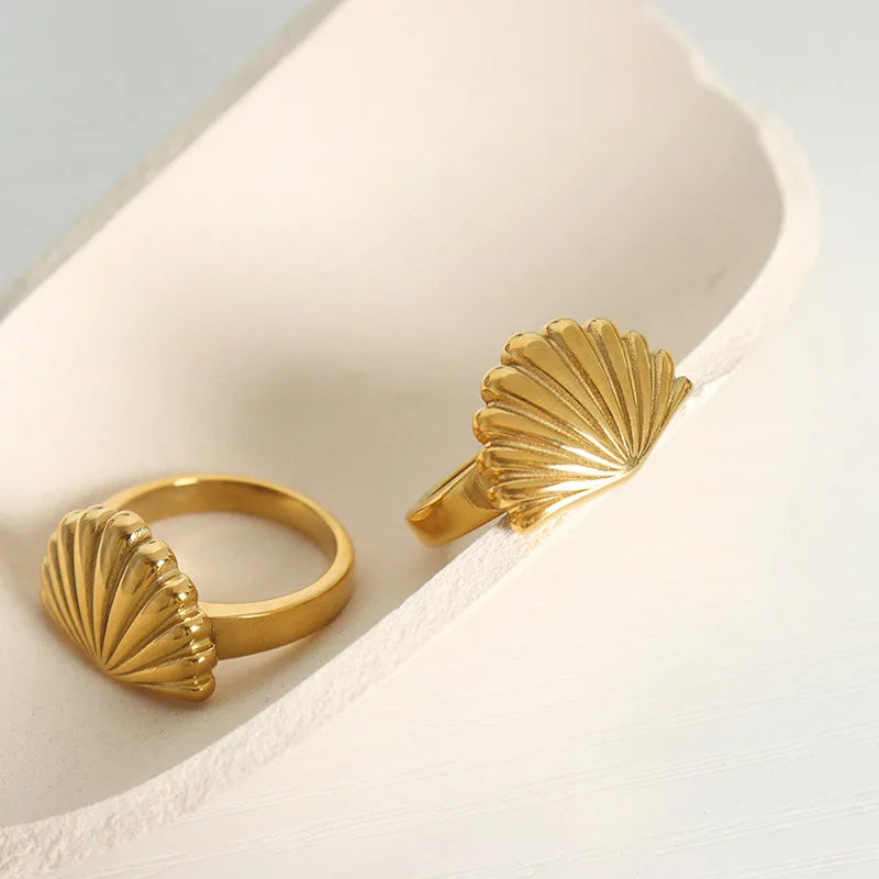 Gold Muschel Ring