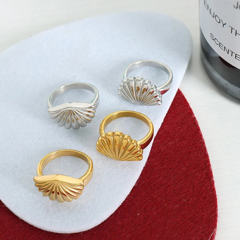 Gold Muschel Ring