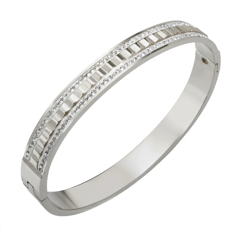 Armreif mit Kristallen in Schwarz und Weiß