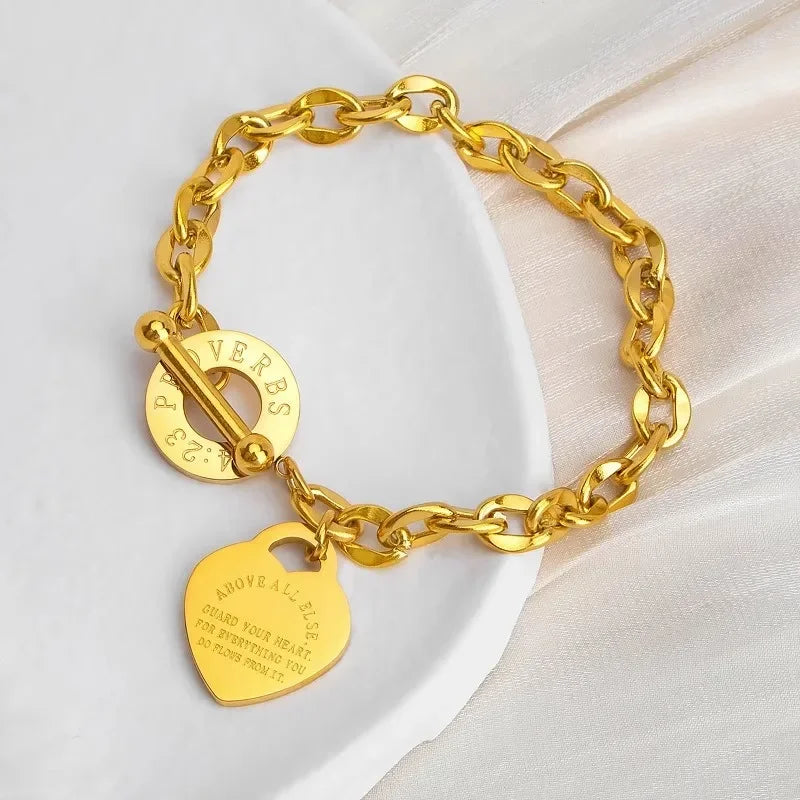 Armband mit Herz-Anhänger