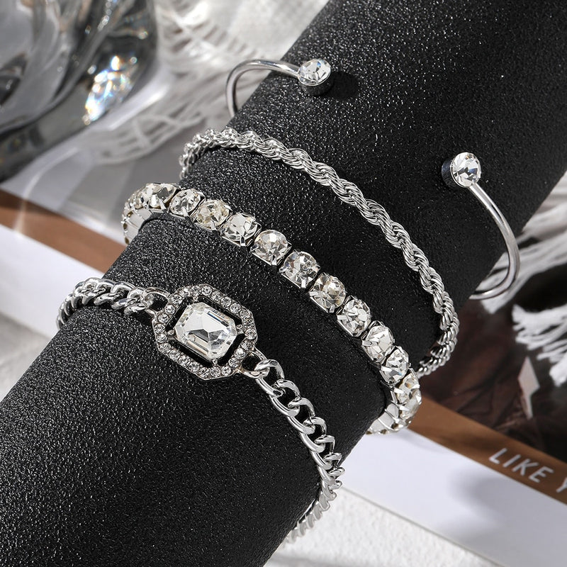 4 Stück Set Luxuriöse Armbänder