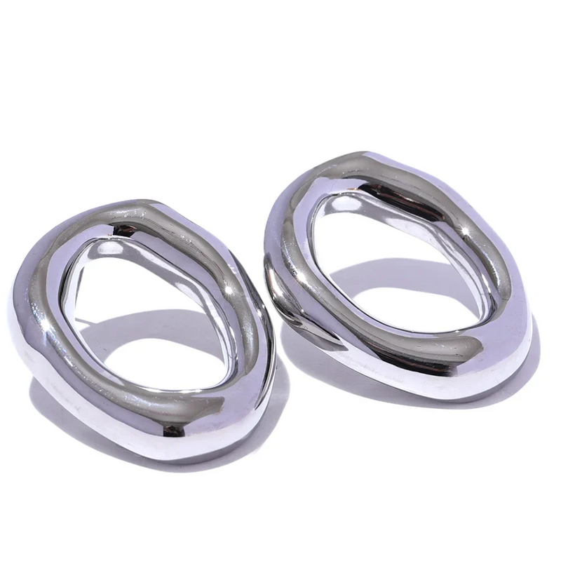 Ovale hohle Ohrringe