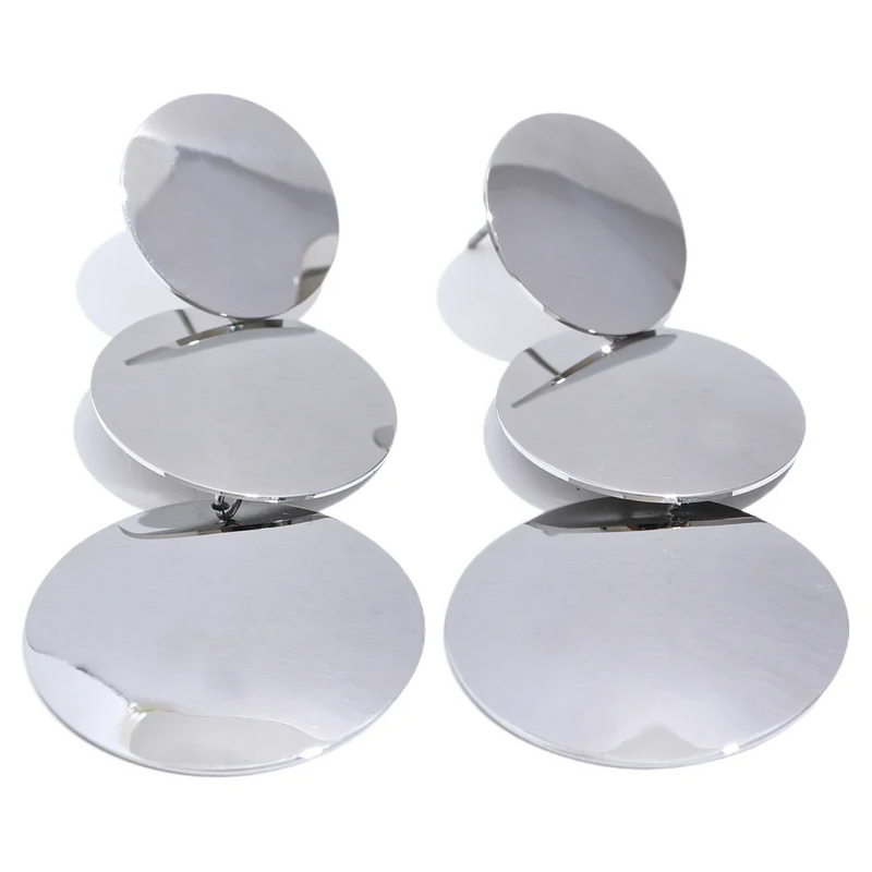 Ohrring mit Kreis-Anhänger