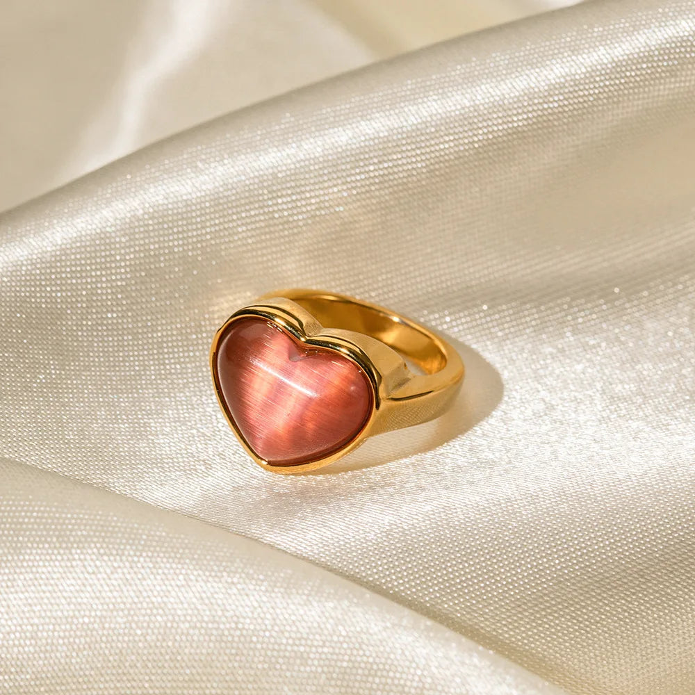 Ring mit rosa Herzstein