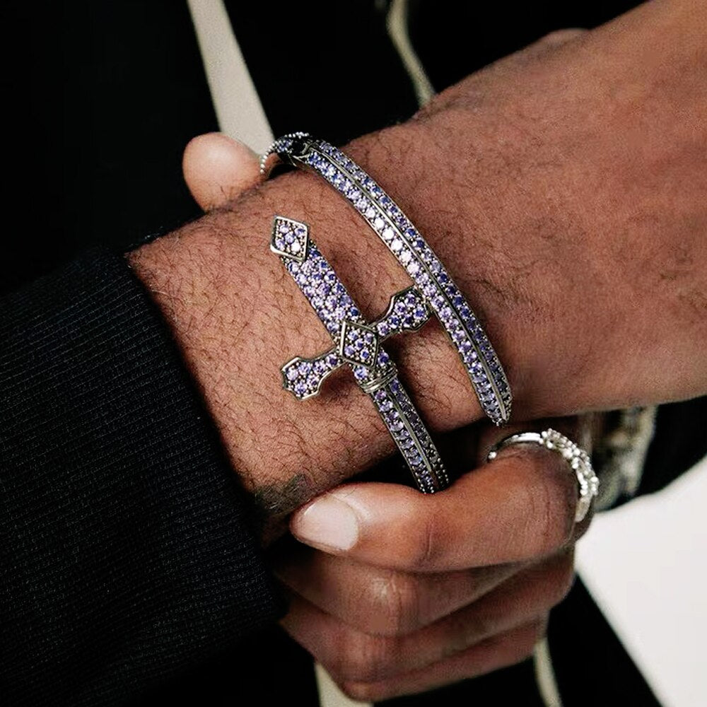 Bangice Iced Sword Armreif