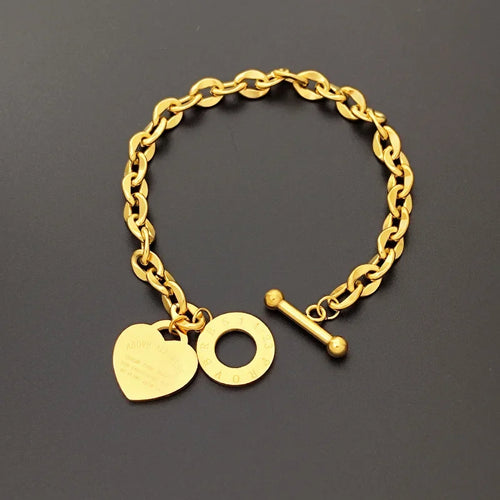 Armband mit Herz-Anhänger